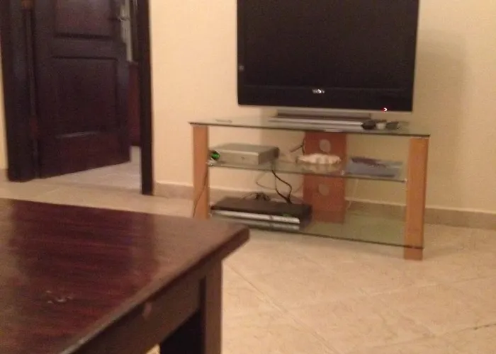 Apartment At Palm Piazza *
